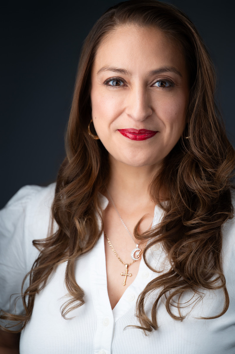 Dr. Cristina Luna